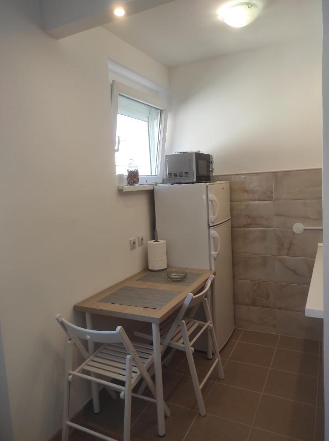 Apartman Nicolas Belgrad Exteriör bild